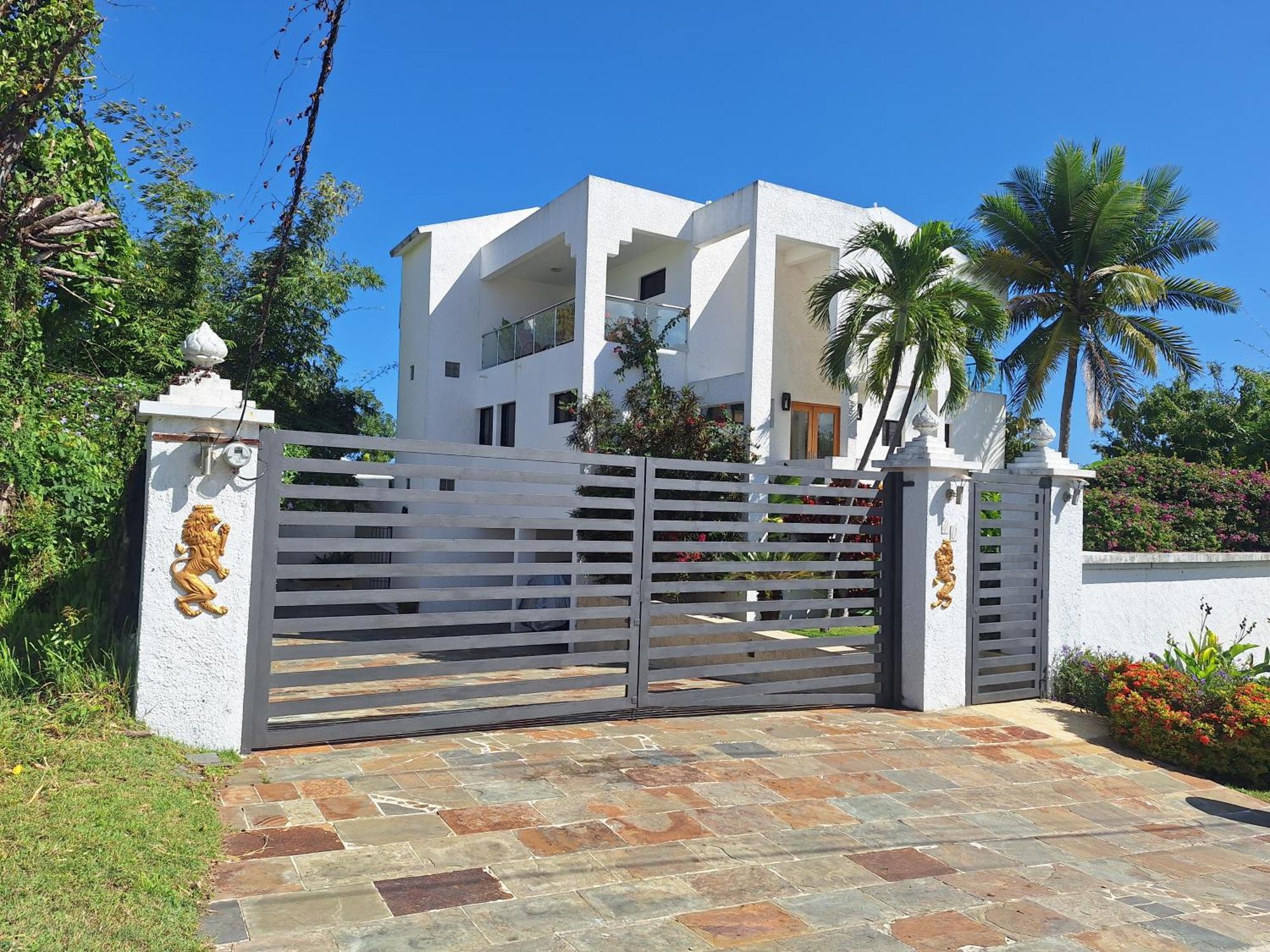 White House Mansion Villa Puerto Plata Exterior photo